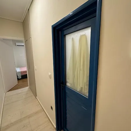 Full Near Omonia Square Апартаменты Афины