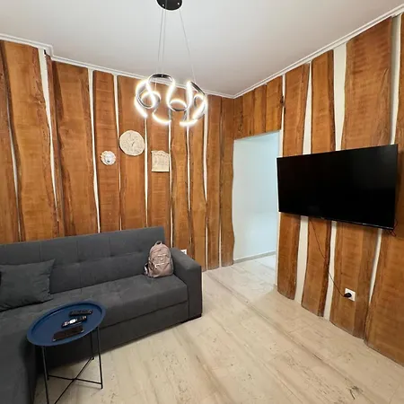 Апартаменты Full Near Omonia Square Афины