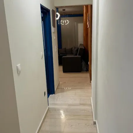 Full Near Omonia Square Apartment